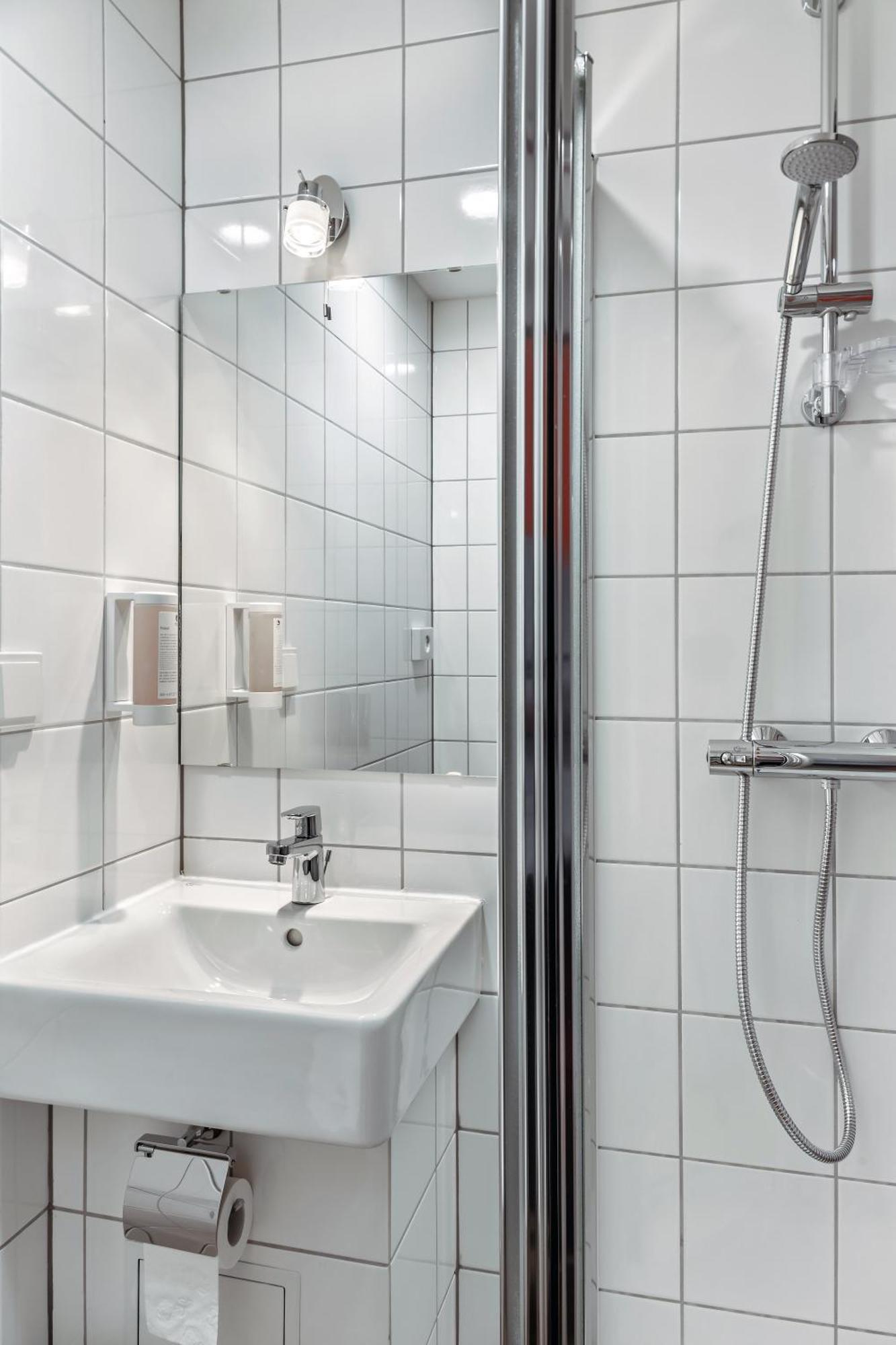 Augustus Hotel Bernkastel - Comfortable Budget Hotel Dış mekan fotoğraf
