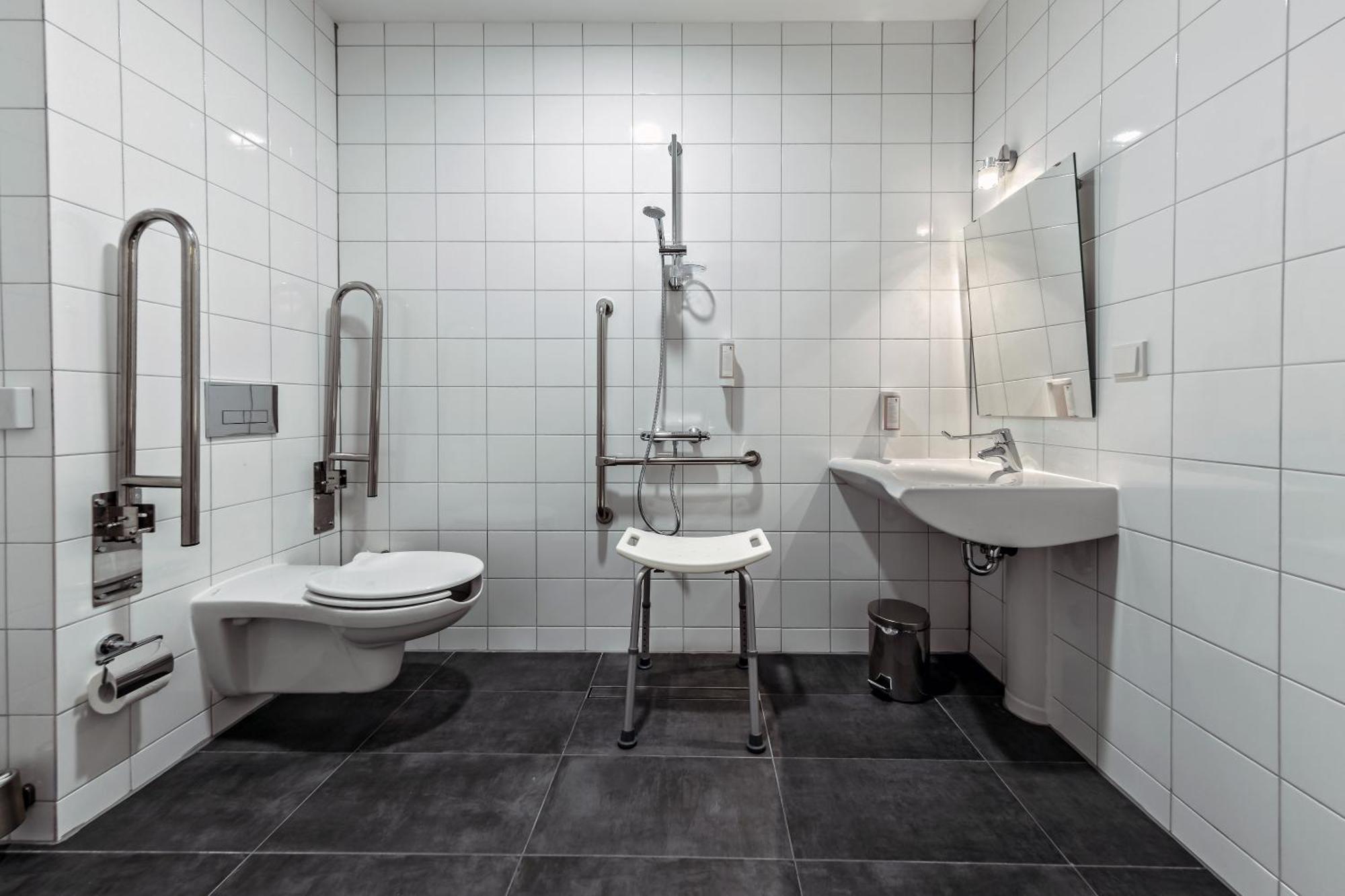 Augustus Hotel Bernkastel - Comfortable Budget Hotel Dış mekan fotoğraf